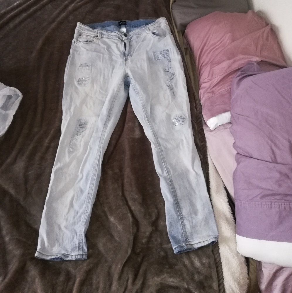 Size 18 light wash distressed skinny jeans